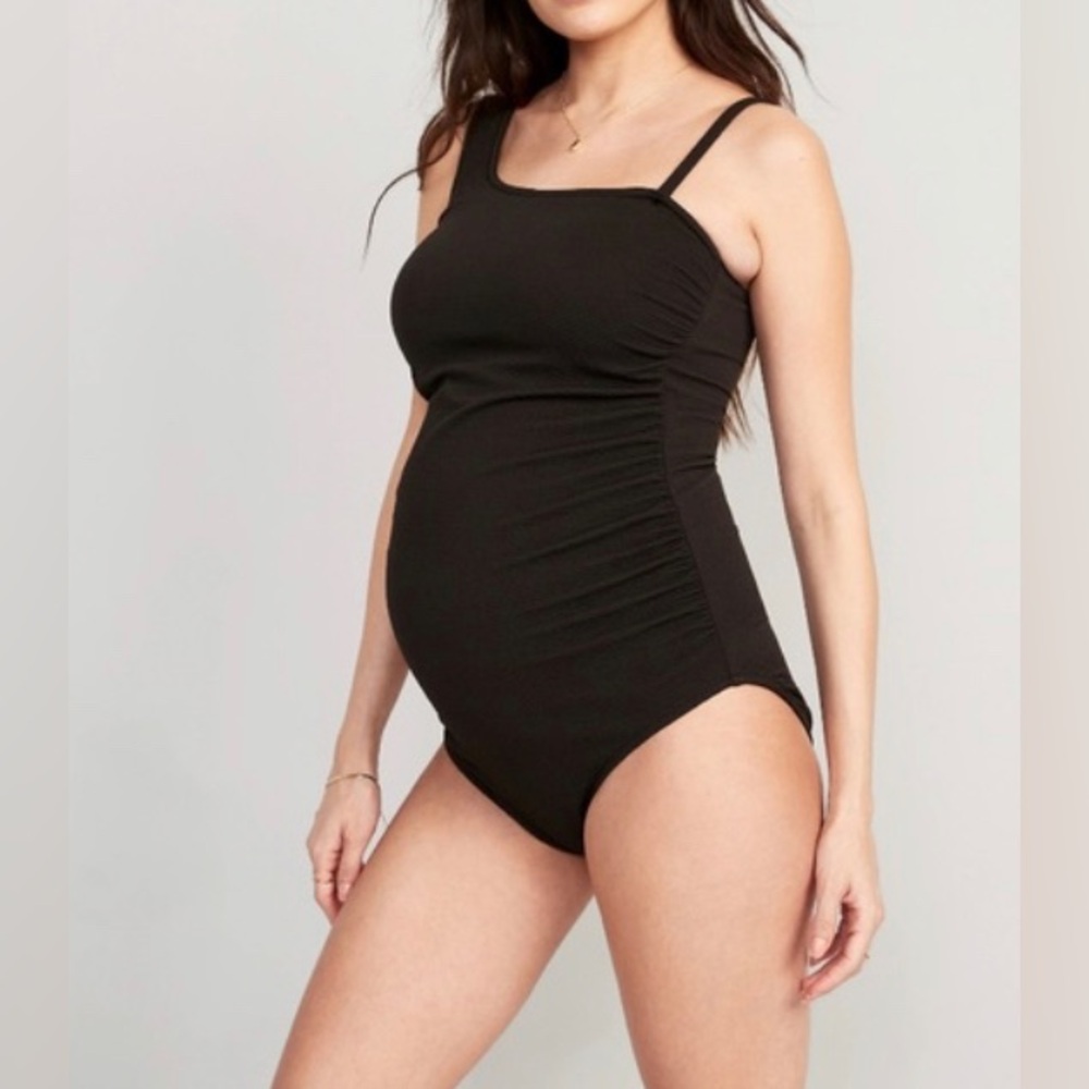 Old Navy Maternity One Piece Swimsuit NWOT